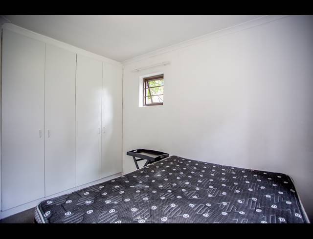 2 BEDROOM APARTMENT RENTED IN GROENVALLEI